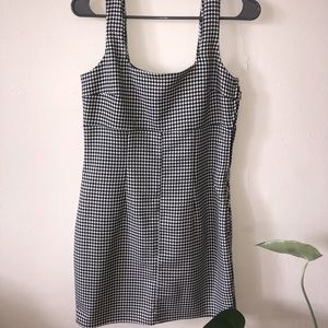 NWOT H&M houndstooth mini dress, Small
